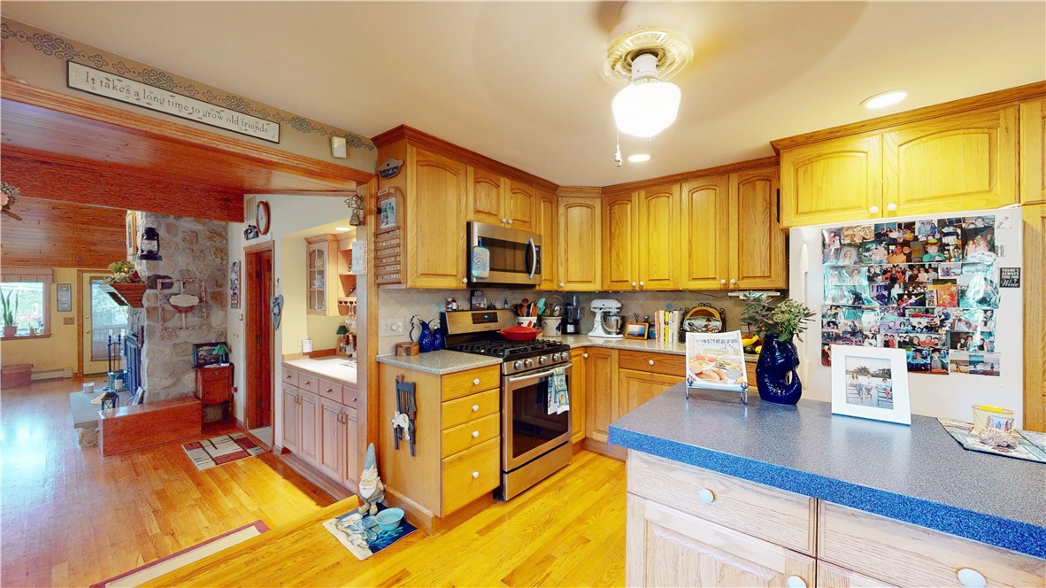 11 Lakeview Road Lincoln, RI 02865 - Photo 8 of 26
