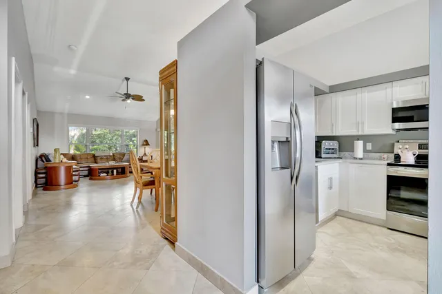 $475,000 | 7036 Galleon Cove Circle, Riviera Beach, FL 33418