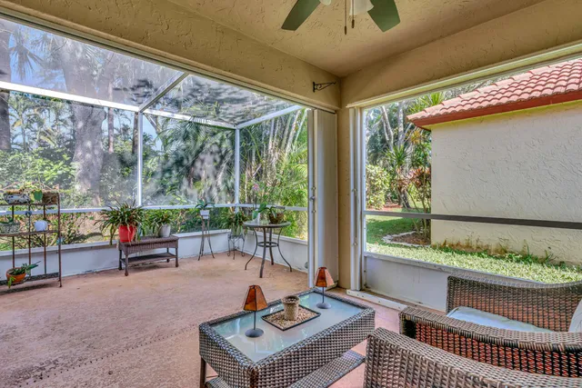 $475,000 | 7036 Galleon Cove Circle, Riviera Beach, FL 33418