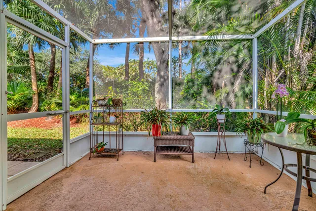 $475,000 | 7036 Galleon Cove Circle, Riviera Beach, FL 33418