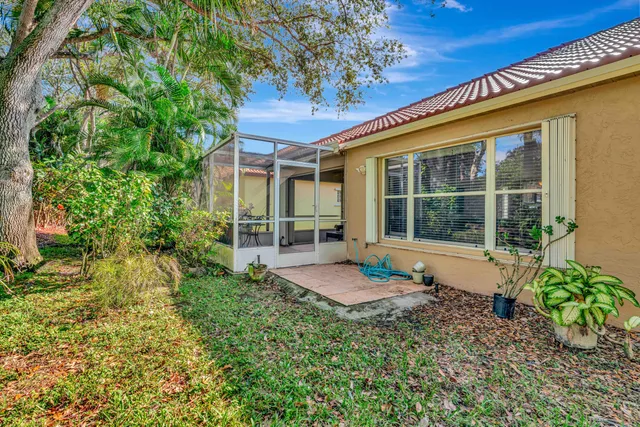 $475,000 | 7036 Galleon Cove Circle, Riviera Beach, FL 33418