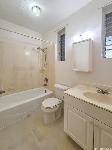$1,900 | 1654 Owawa Street, Honolulu, HI 96819