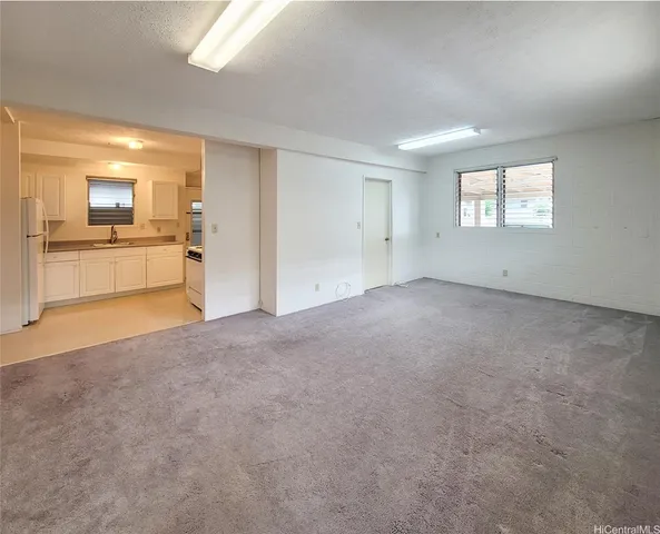 $1,900 | 1654 Owawa Street, Honolulu, HI 96819