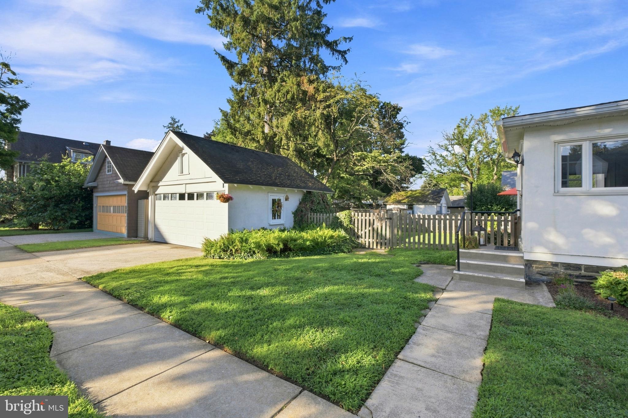 145 Kathmere Road Havertown, PA 19083 - Photo 47 of 49 Charming home with lush greenery.