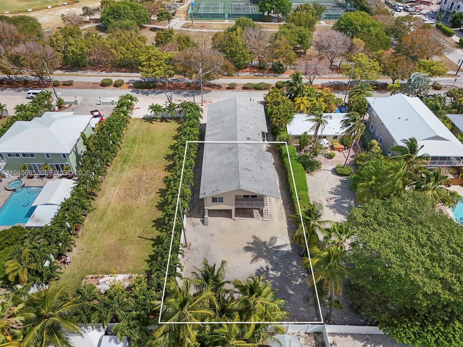 22 Atlantic Boulevard, Unit B Key Largo, FL 33037 - Photo 43 of 50