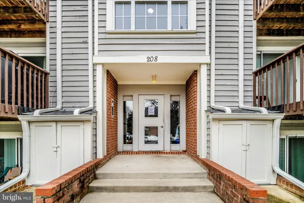 a view of a entryway of the house