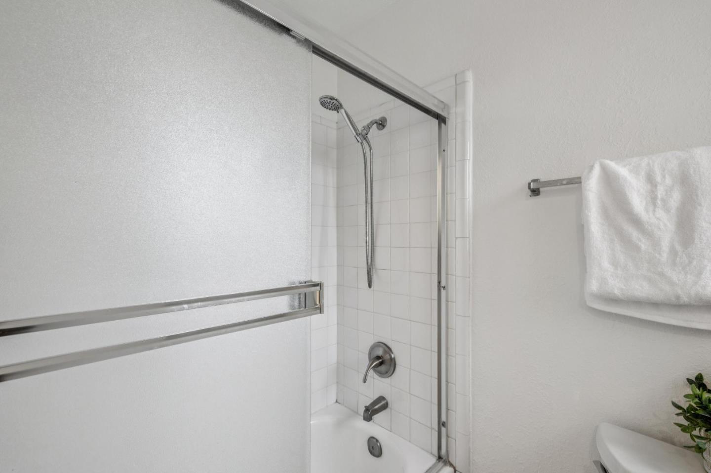 1303 Victoria Terrace Sunnyvale, CA 94087 - Photo 30 of 34