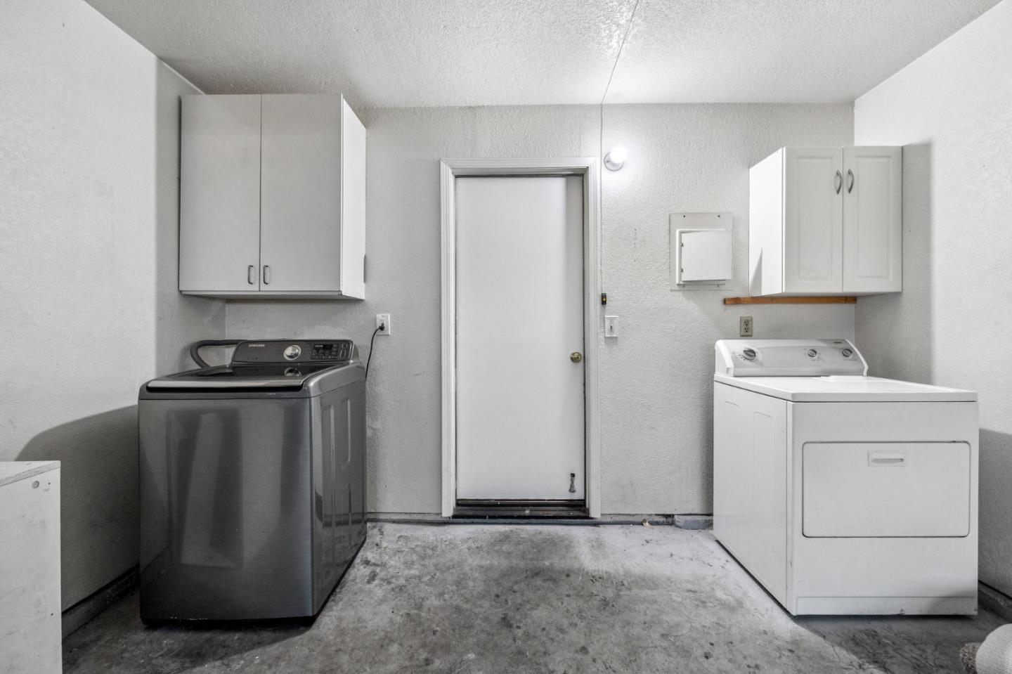 1303 Victoria Terrace Sunnyvale, CA 94087 - Photo 31 of 34