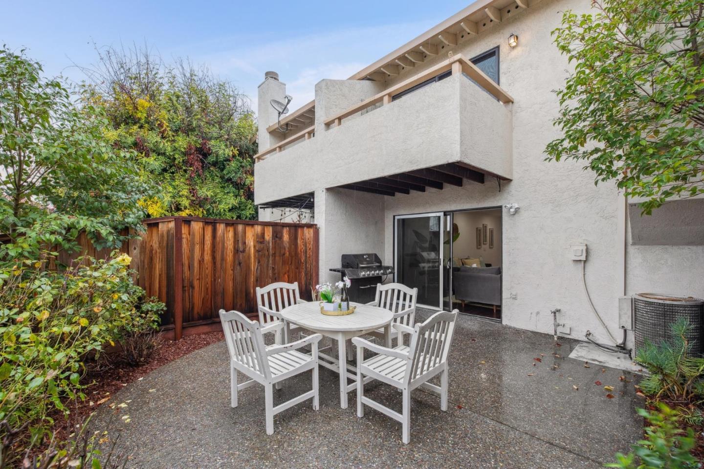 1303 Victoria Terrace Sunnyvale, CA 94087 - Photo 7 of 34