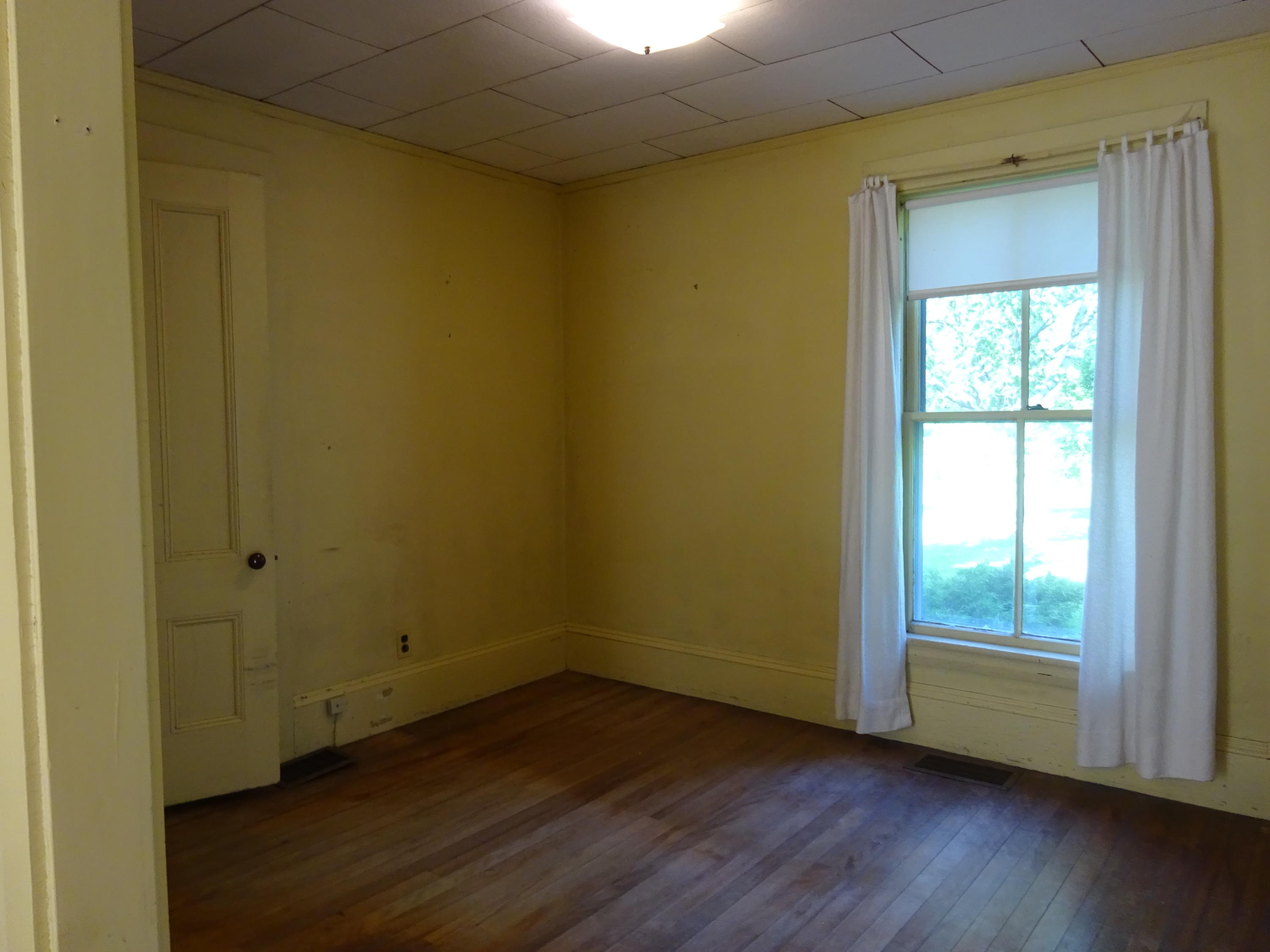 60 Garrison Street Portland, ME 04102 - Photo 11 of 23 Office/Den
