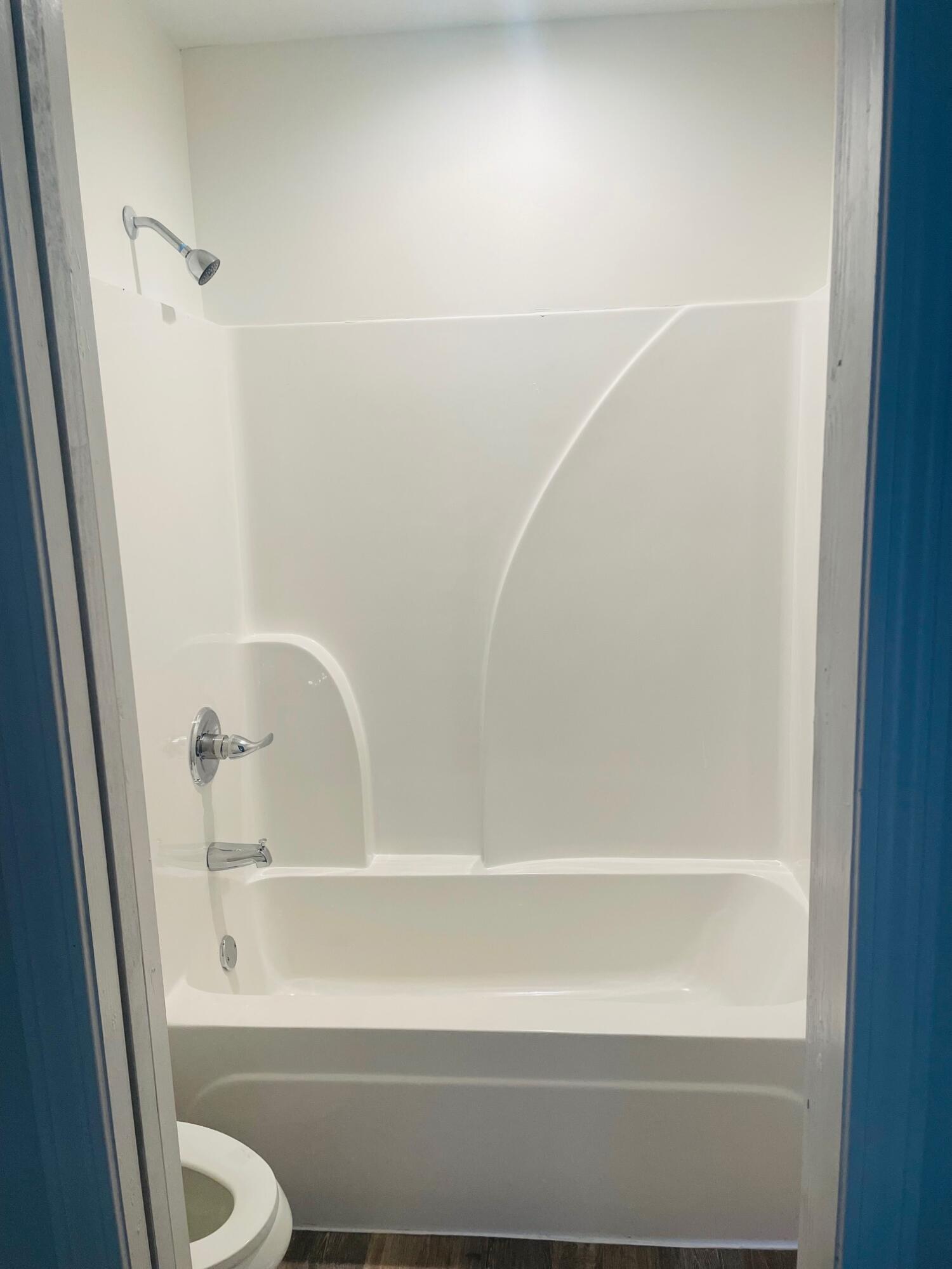 928 Courthouse Road, Unit 15 Gulfport, MS 39507 - Photo 13 of 15 full bath