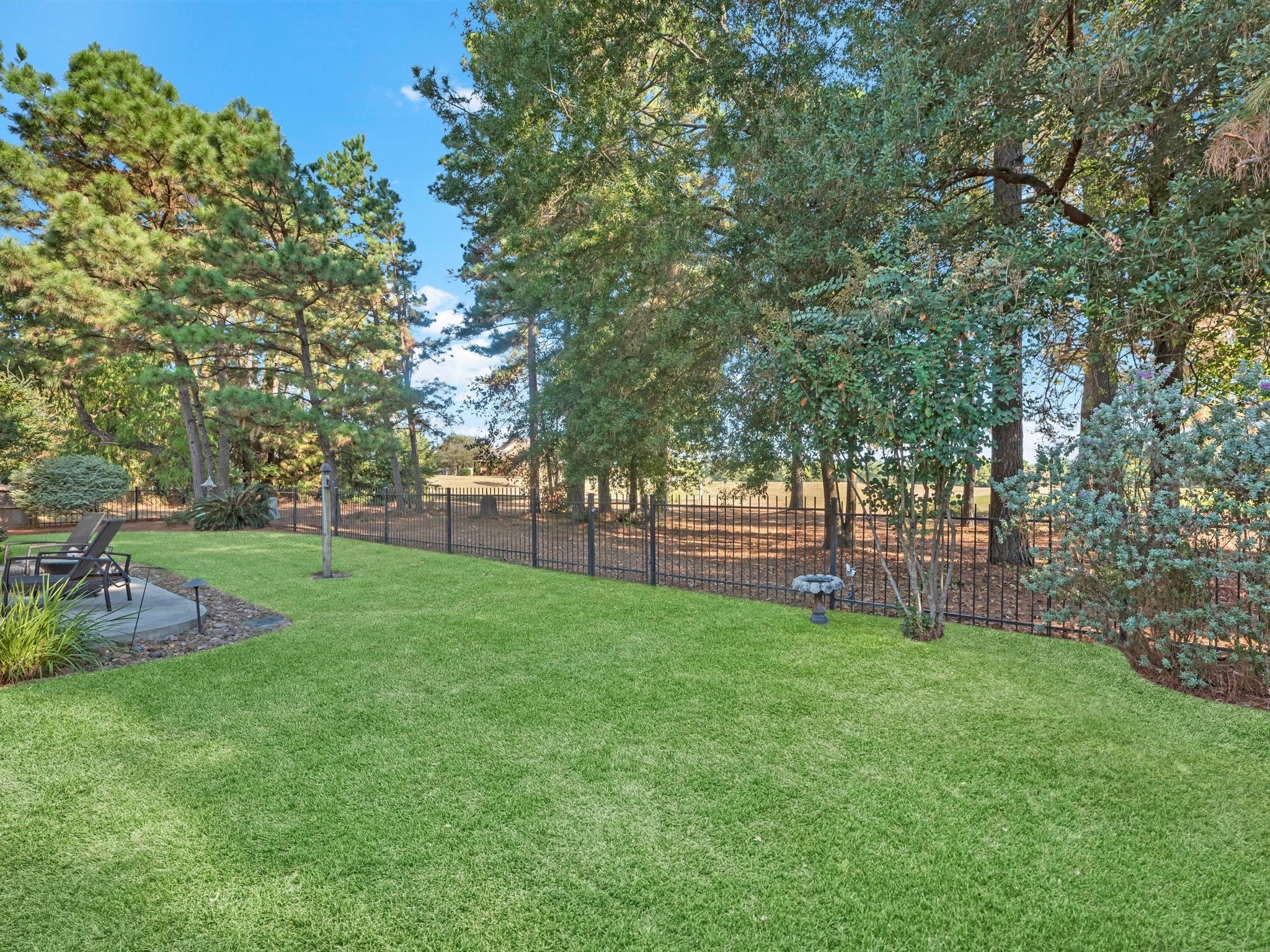 20471 Bentwood Oaks Drive Porter, TX 77365 - Photo 2 of 43