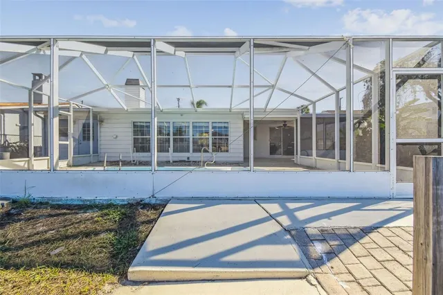 $384,000 | 13711 Allyn Drive, Hudson, FL 34667