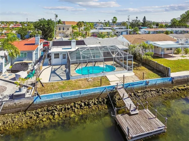 $384,000 | 13711 Allyn Drive, Hudson, FL 34667