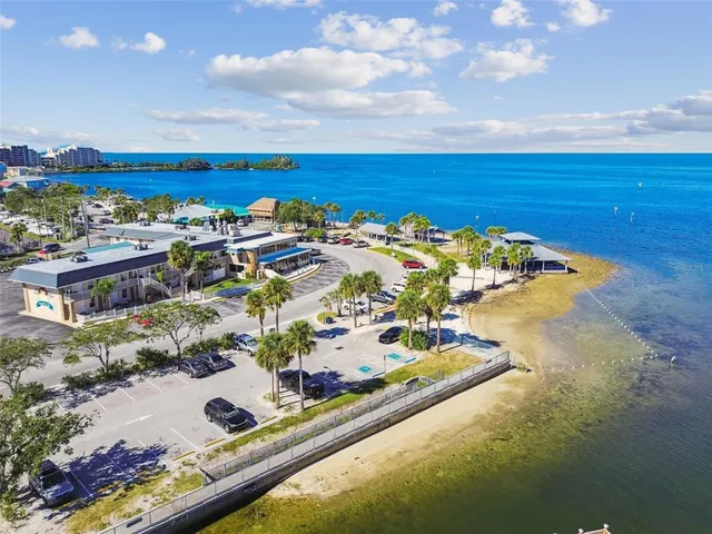 $384,000 | 13711 Allyn Drive, Hudson, FL 34667