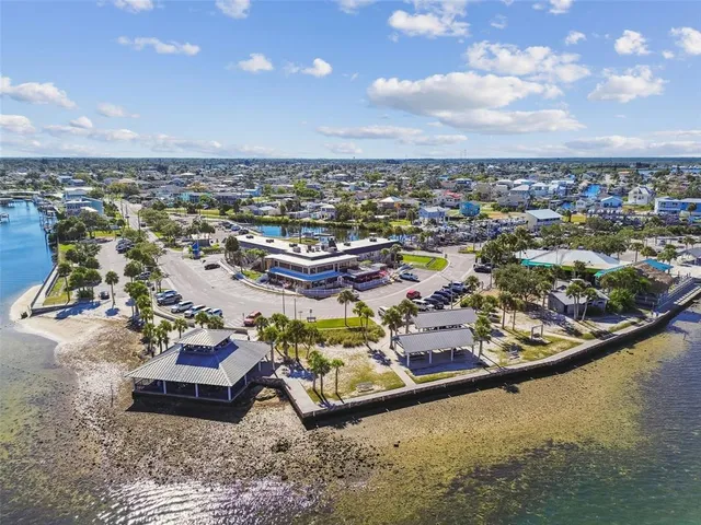 $384,000 | 13711 Allyn Drive, Hudson, FL 34667