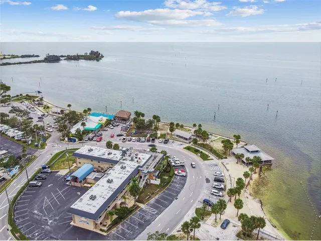 $384,000 | 13711 Allyn Drive, Hudson, FL 34667