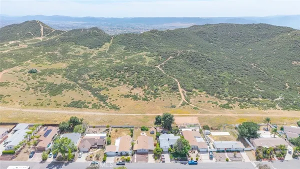 $448,900 | 24799 Split Rail Road, Wildomar, CA 92595