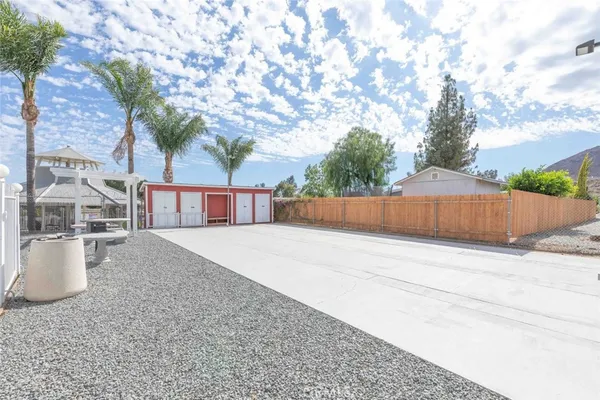 $448,900 | 24799 Split Rail Road, Wildomar, CA 92595