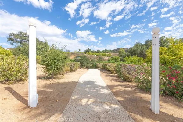 $448,900 | 24799 Split Rail Road, Wildomar, CA 92595
