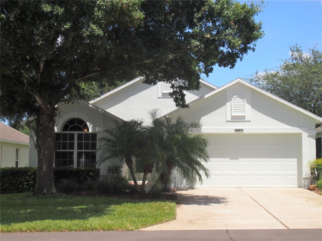 Front of 3728 Eversholt St