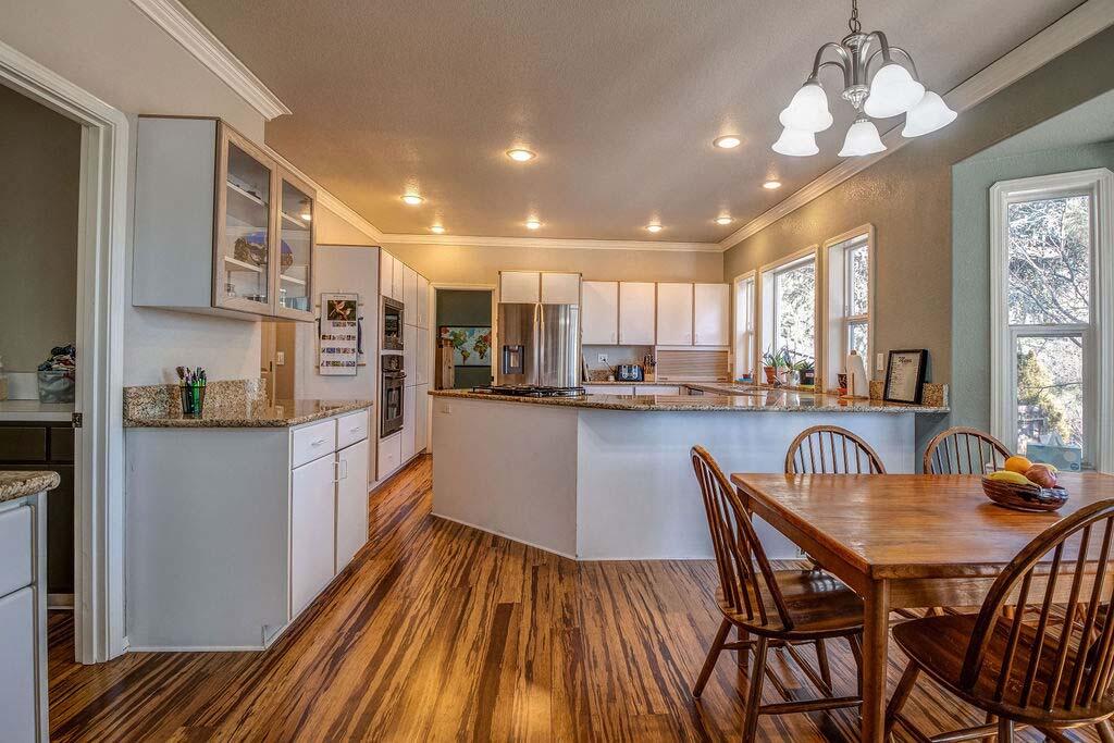 135ridgecrest-07