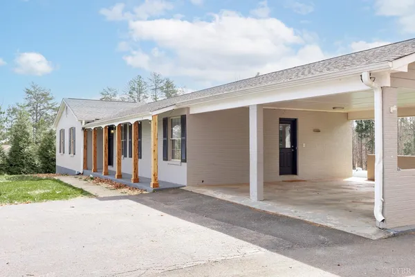 $429,900 | 3538 Gladys Road, Gladys, VA 24554