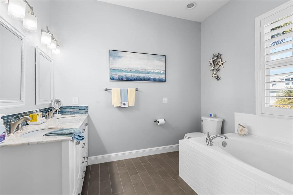 404 Inlet Road Ruskin, FL 33570 - Photo 25 of 67 Gallery Image 25
