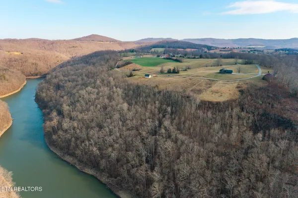 $73,999 | Lot 15 Amonett Circle, Byrdstown, TN 38549