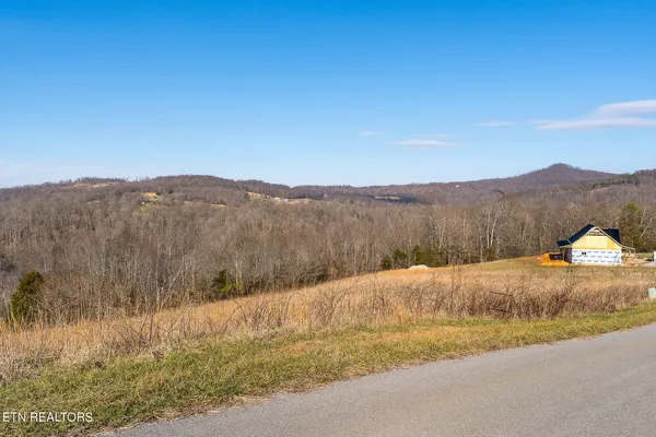 $73,999 | Lot 15 Amonett Circle, Byrdstown, TN 38549