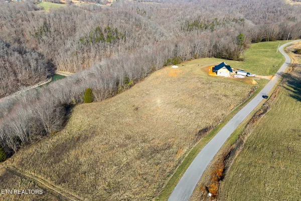 $73,999 | Lot 15 Amonett Circle, Byrdstown, TN 38549