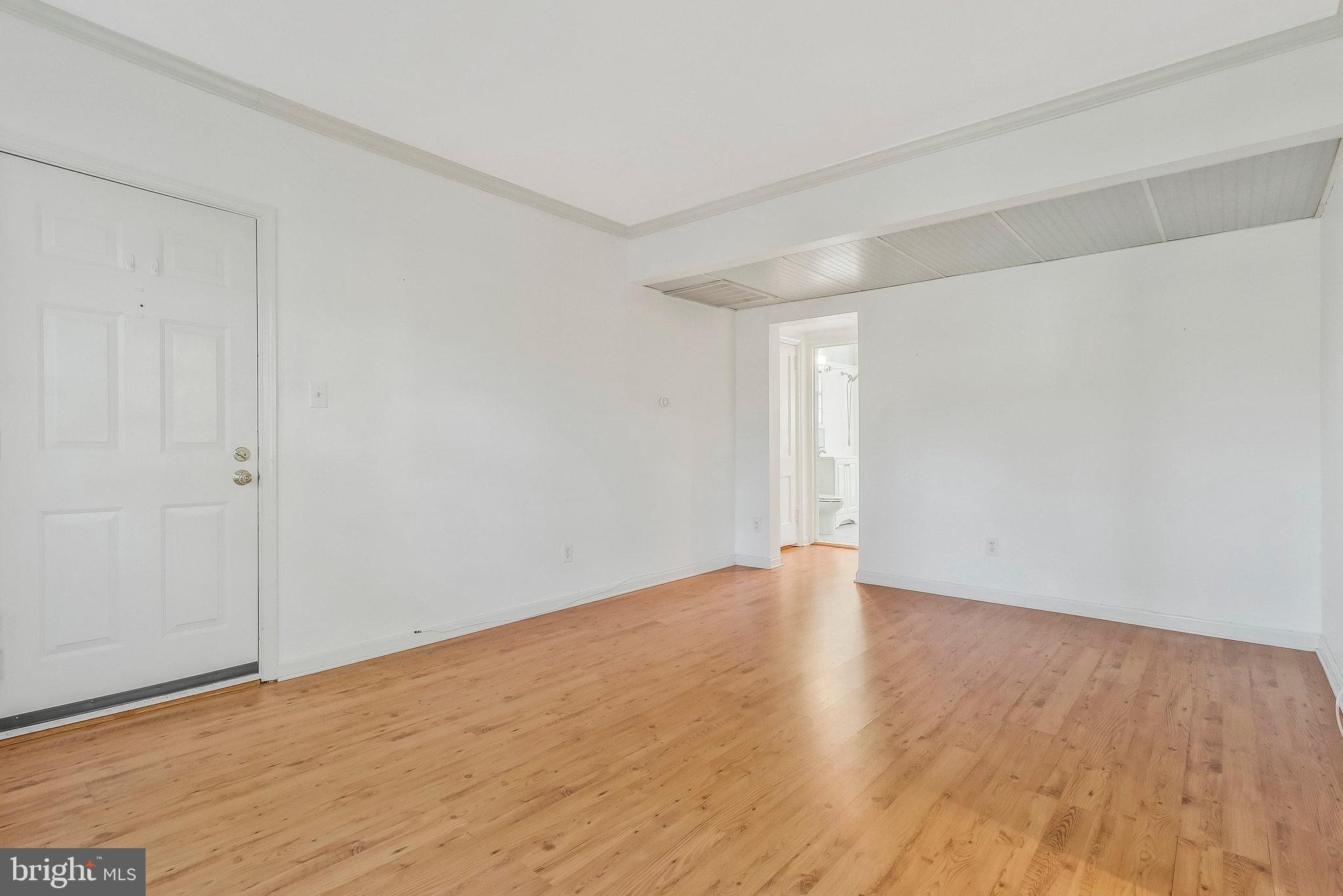 1917 North Rhodes Street, Unit 12 Arlington, VA 22201 - Photo 7 of 42