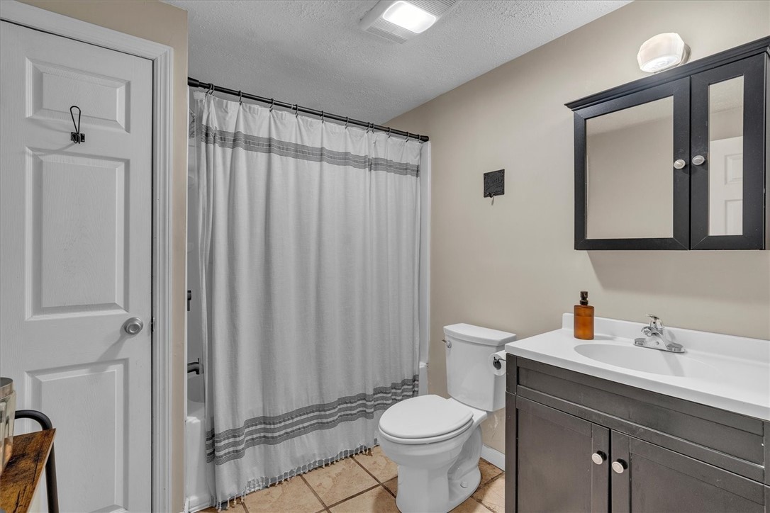 144 Hines Road Cumberland, RI 02864 - Photo 12 of 25