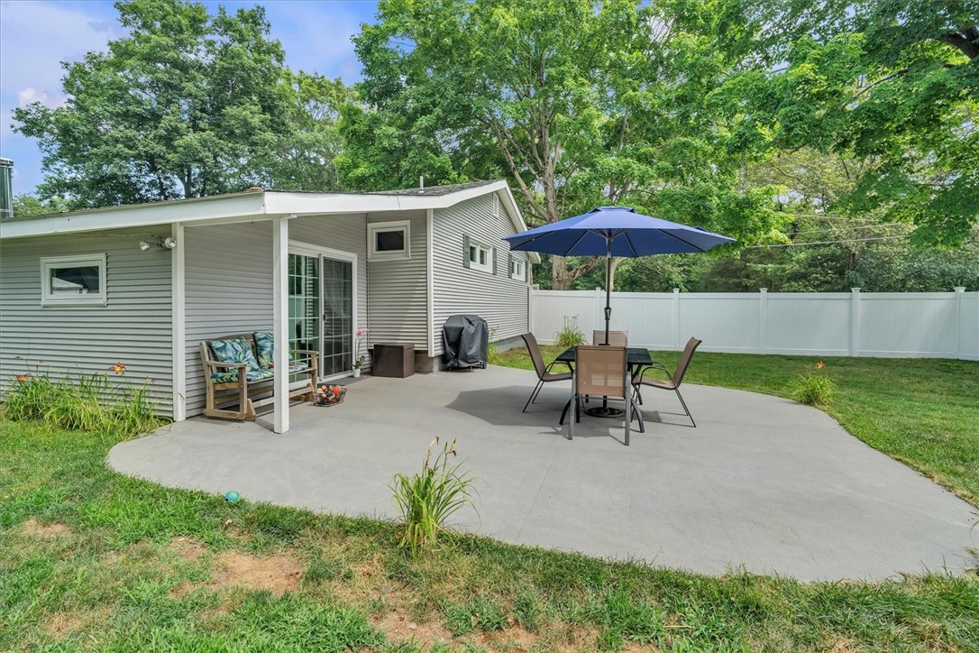 144 Hines Road Cumberland, RI 02864 - Photo 23 of 25