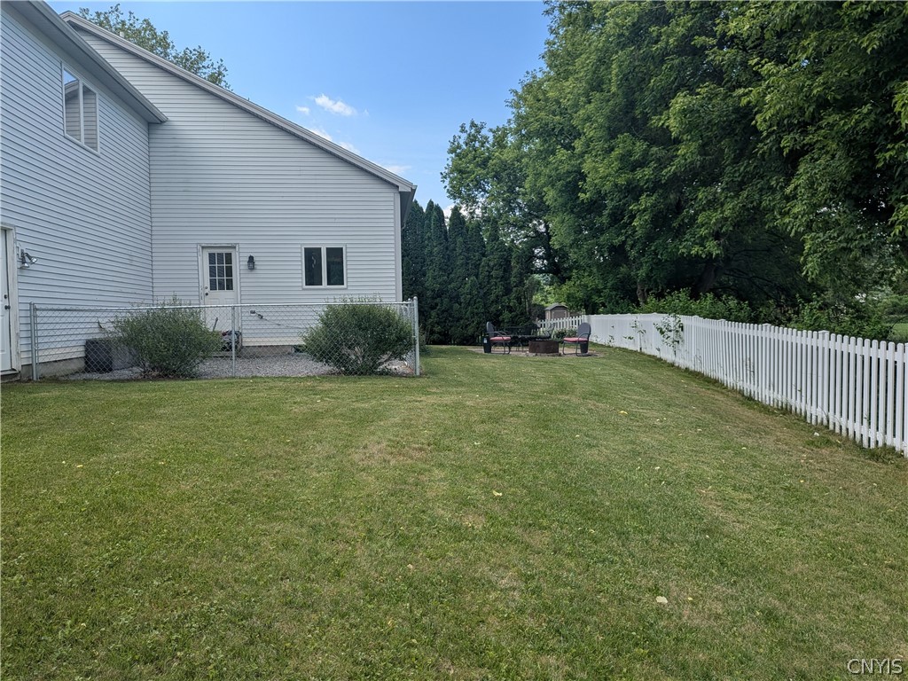 39 Hickory Park Road Cortland, NY 13045 - Photo 5 of 44
