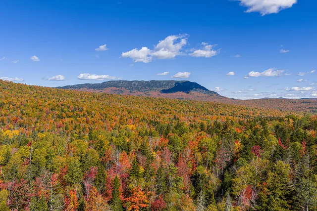 $94,000 | 2007 West Street, Carrabassett Valley, ME 04947