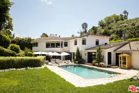 $8,995,000 | 760 North Beverly Glen Boulevard, Los Angeles, CA 90077