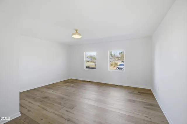 $300,000 | 102 Sunset Avenue, Smithfield, NC 27577