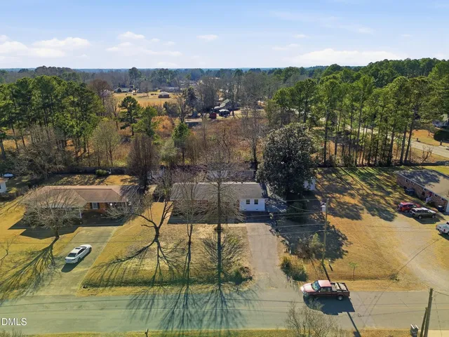 $300,000 | 102 Sunset Avenue, Smithfield, NC 27577