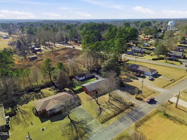 $300,000 | 102 Sunset Avenue, Smithfield, NC 27577