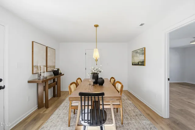 $300,000 | 102 Sunset Avenue, Smithfield, NC 27577