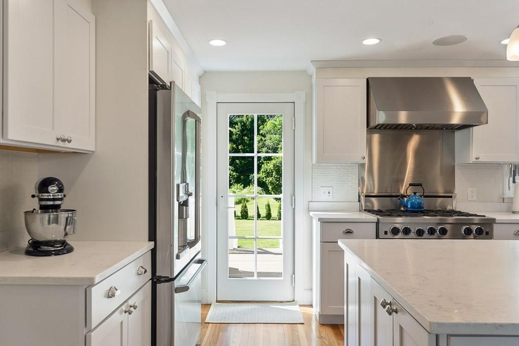 63 Virginia Road Concord, MA 01742 - Photo 7 of 40 Gallery Image 7