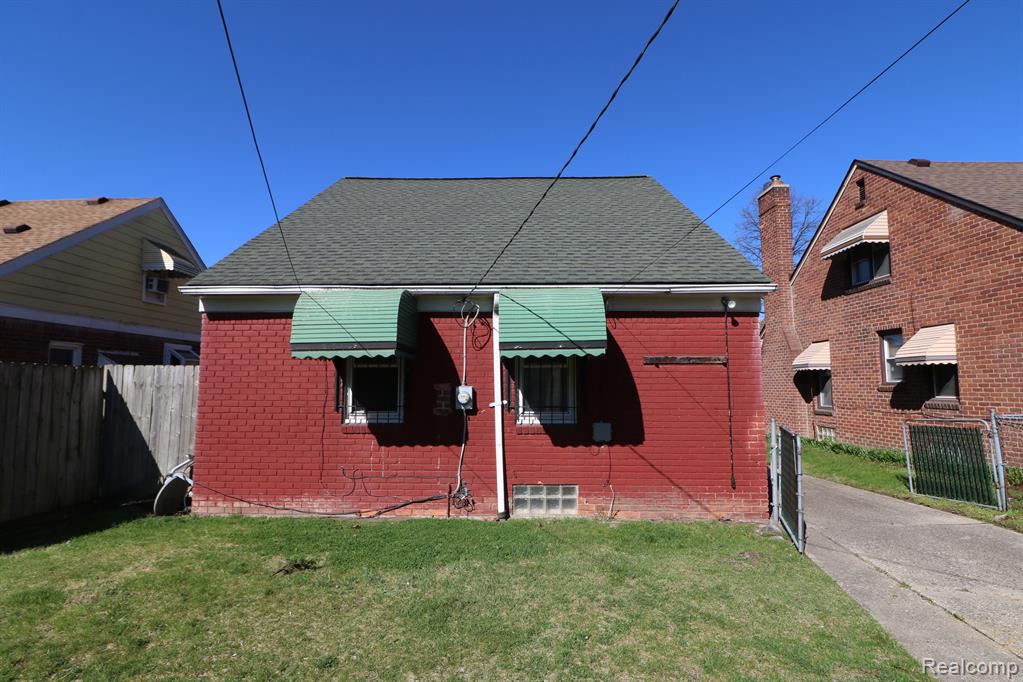 19172 Edinborough Road Detroit, MI 48219 - Photo 4 of 17
