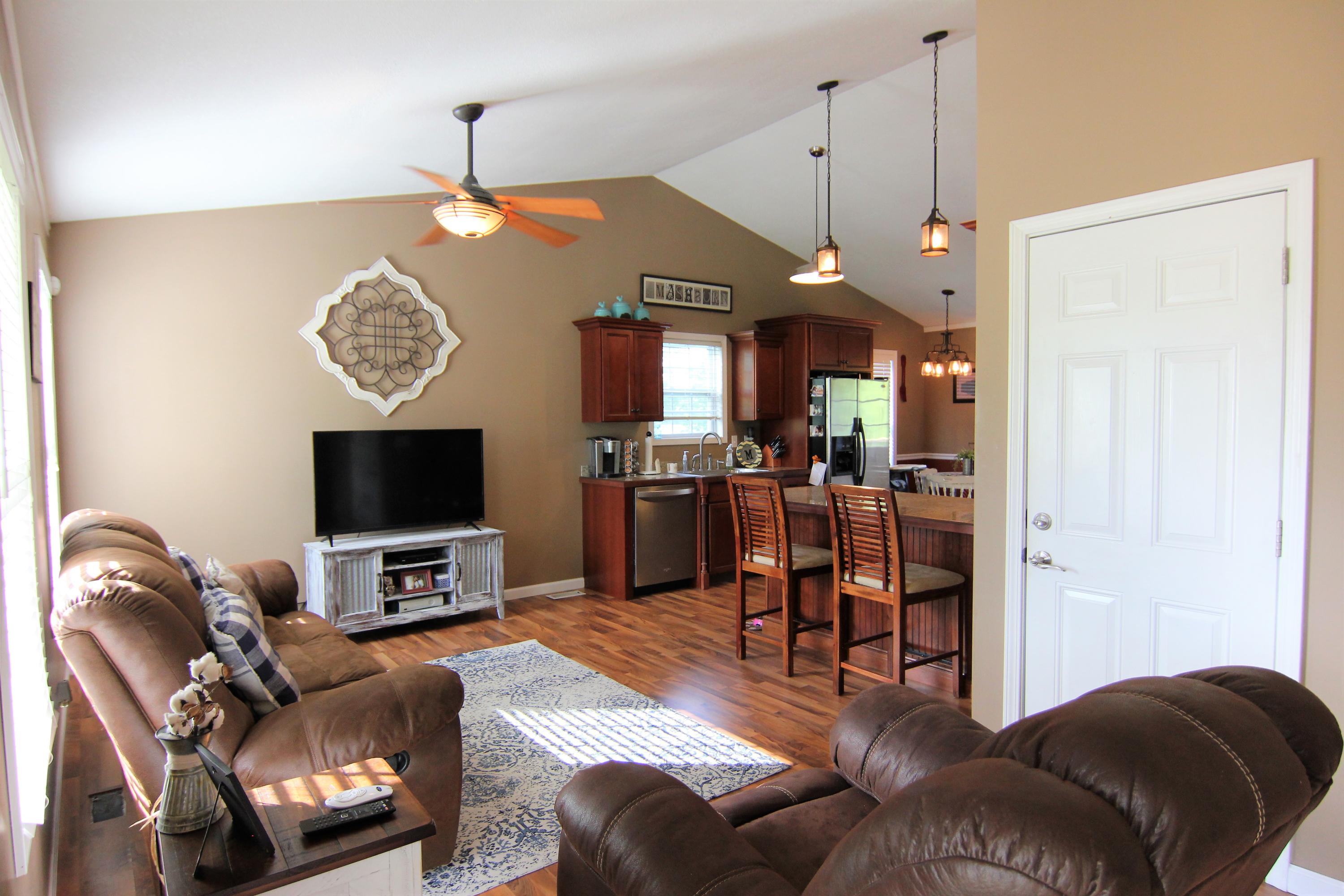 7912 Boruff Road Corryton, TN 37721 - Photo 5 of 26 IMG_7883
