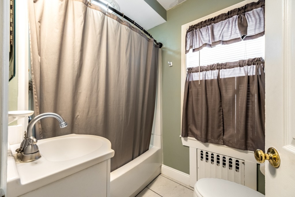 56 Groton Road Chelmsford, MA 01863 - Photo 16 of 29 Gallery Image 16