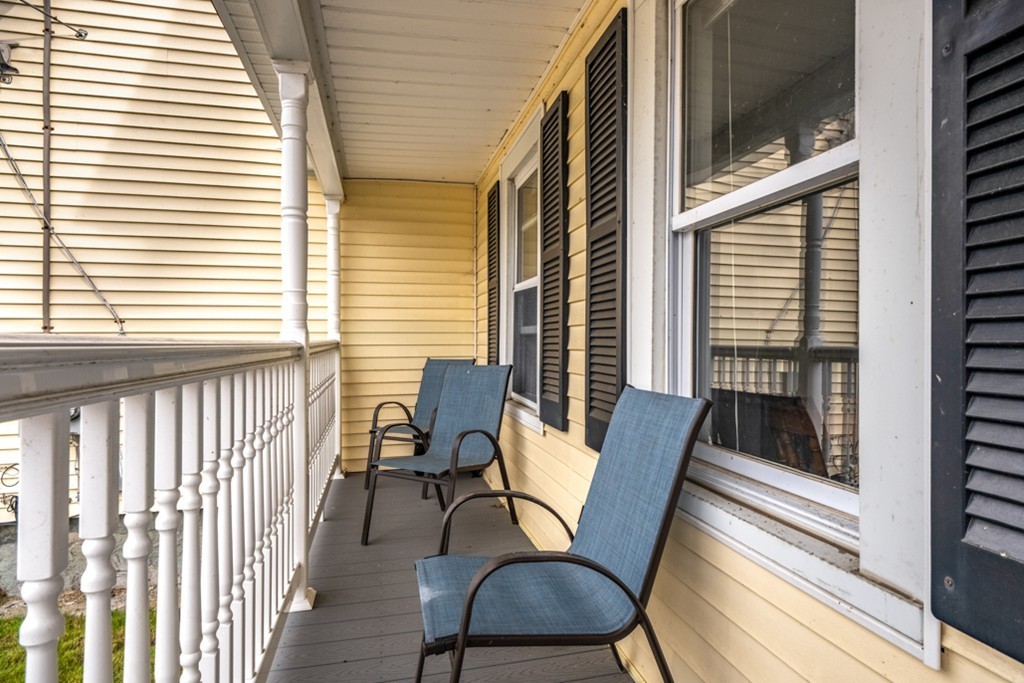 56 Groton Road Chelmsford, MA 01863 - Photo 5 of 29 Gallery Image 5