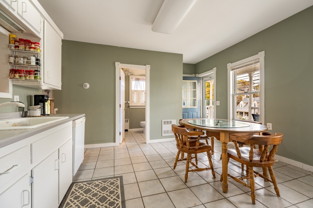 56 Groton Road Chelmsford, MA 01863 - Photo 8 of 29 Gallery Image 8