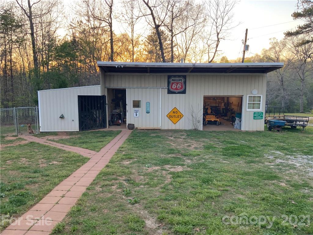 183 Mac Road Mooresboro, NC 28114 - Photo 3 of 14 Gallery Image 3