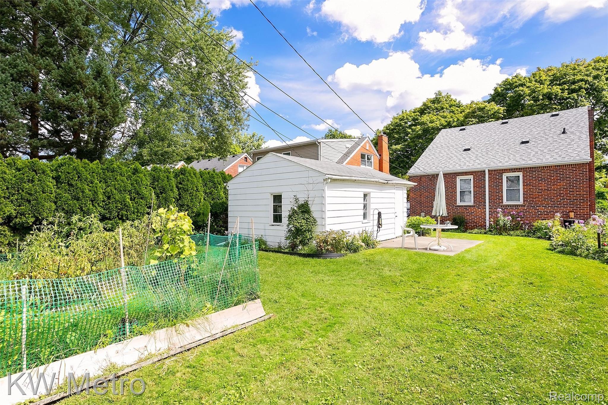 1764 Mansfield Road Birmingham, MI 48009 - Photo 33 of 35 Mansfield-33.jpg