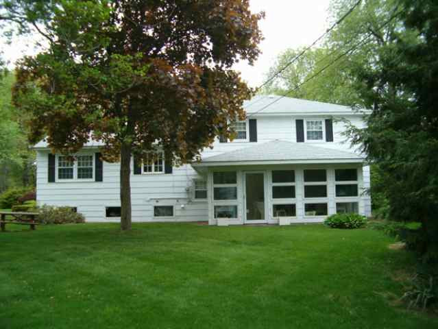 82 Devon Road Bethlehem, NY 12054 - Photo 3 of 3 Photo 3